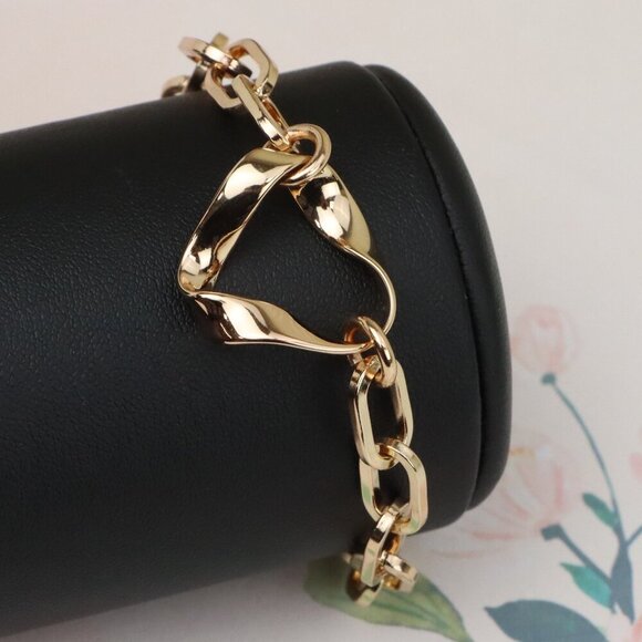 "Stylish Rose Gold Plated Bracelet with Twisted Heart Design, XPBL0895 - Picture 1 of 13